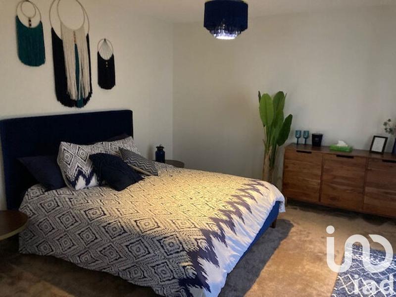 Maison - 323 m² - 9 pièces