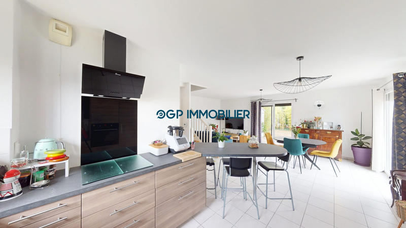 Maison - 89 m² - 4 pièces