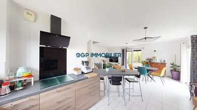 Maison - 89 m² - 4 pièces