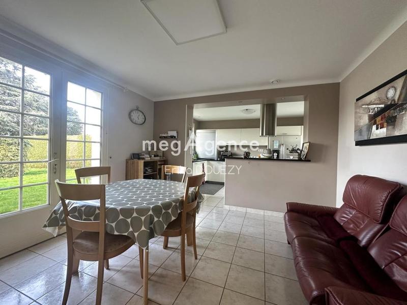 Maison - 215 m² - 7 pièces