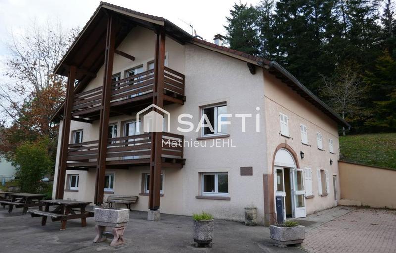 Local commercial - 1 500 m² - 20 pièces