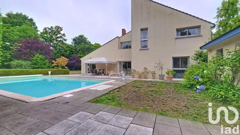 Maison de maîtres - 376 m² - 10 pièces
