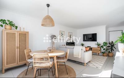 Appartement - 84 m² - 4 pièces