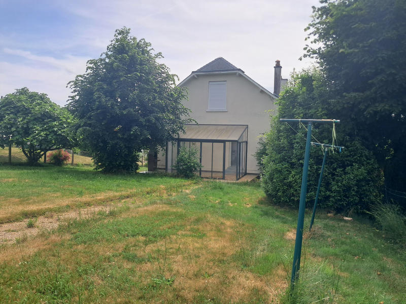 Maison - 96 m² - 5 pièces