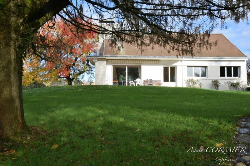 Maison - 148 m² - 6 pièces