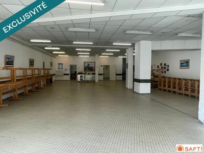 Local commercial - 530 m² - 3 pièces