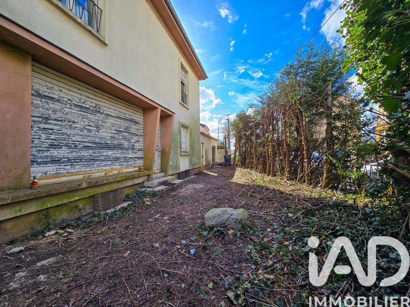 Maison - 121 m² - 7 pièces