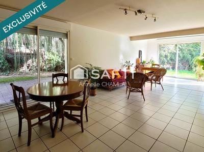 Maison - 106 m² - 5 pièces