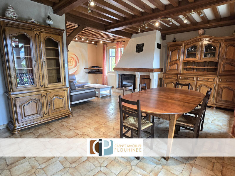 Maison - 140 m² - 6 pièces