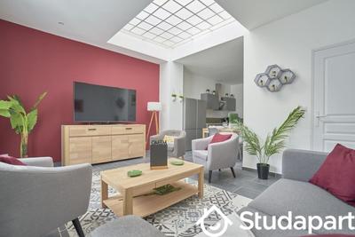 Chambre - 13 m² - 1 pièce