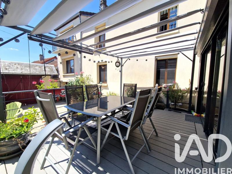 Maison - 135 m² - 6 pièces