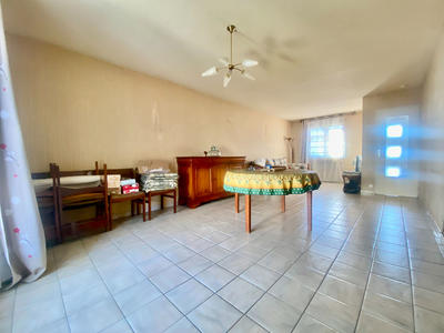 Maison - 85 m² - 5 pièces