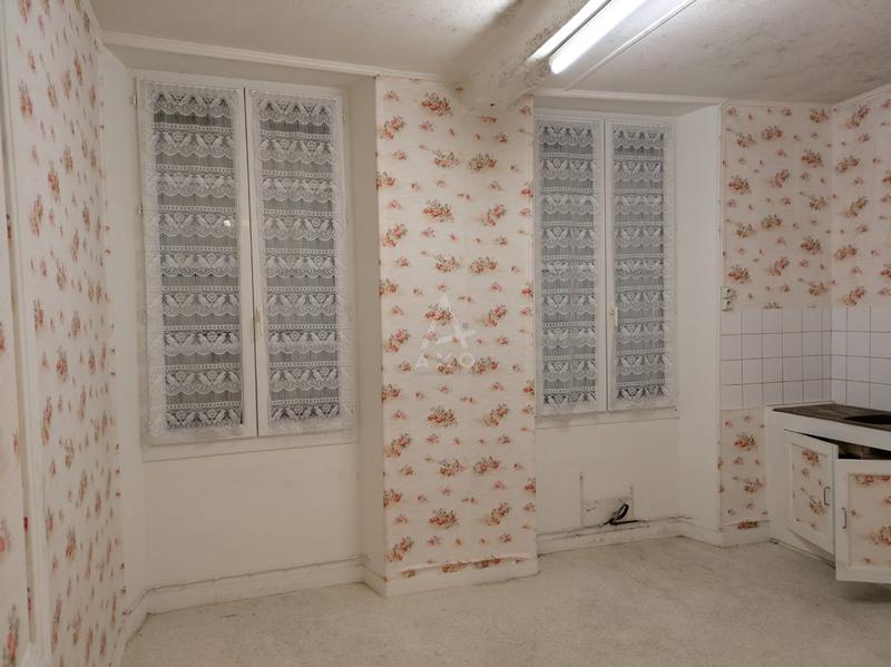 Immeuble - 200 m² - 5 pièces