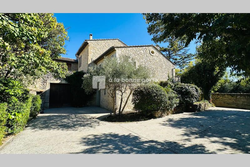 Maison de maîtres - 227 m² - 7 pièces