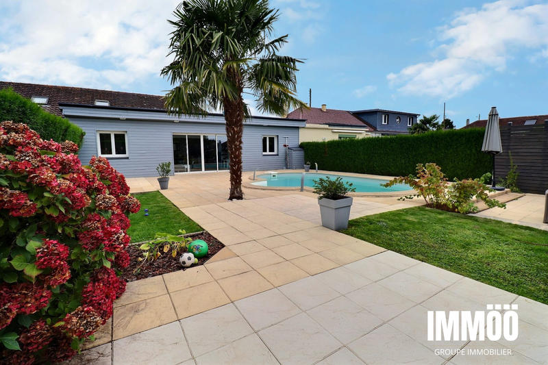 Maison - 138 m² - 5 pièces