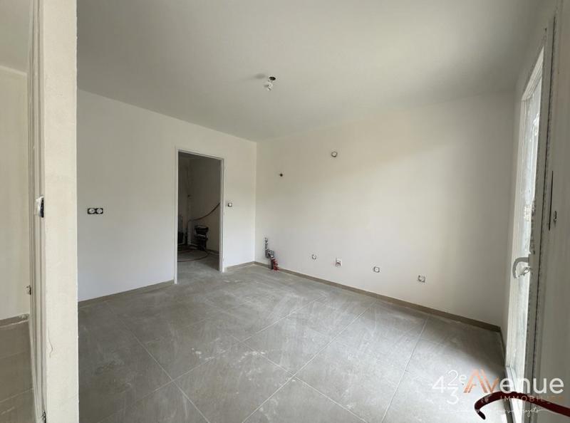 Maison - 107 m² - 4 pièces