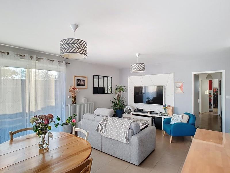 Maison - 80 m² - 4 pièces