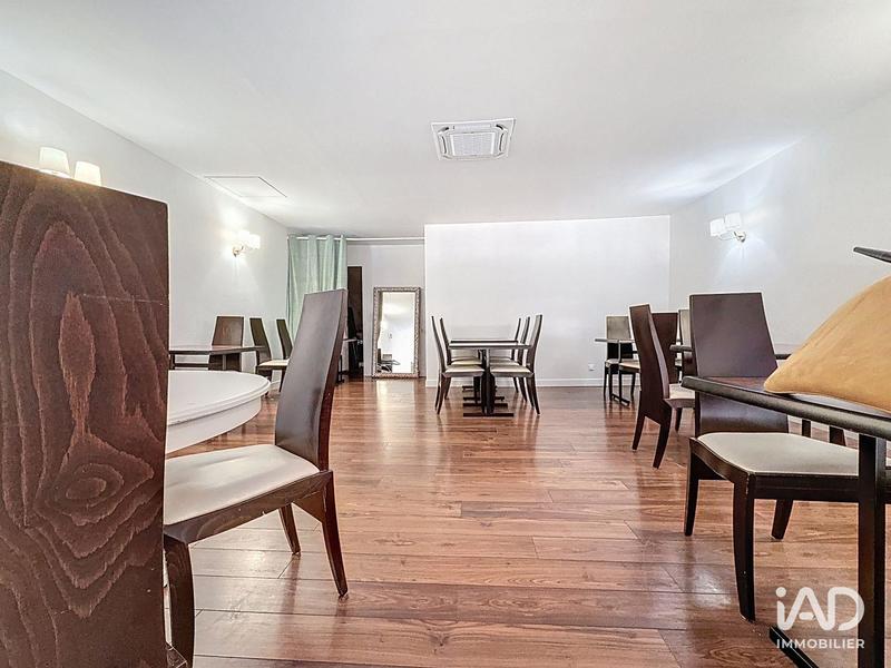 Local commercial - 128 m²