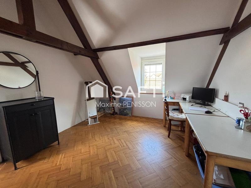 Maison - 260 m² - 6 pièces