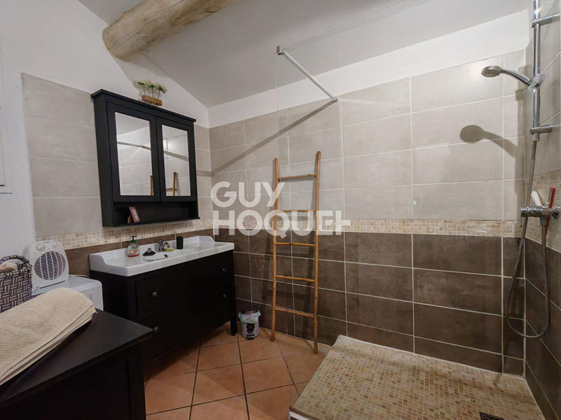 Maison - 320 m² - 9 pièces