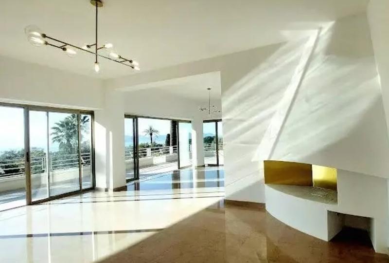 Appartement - 156 m² - 3 pièces