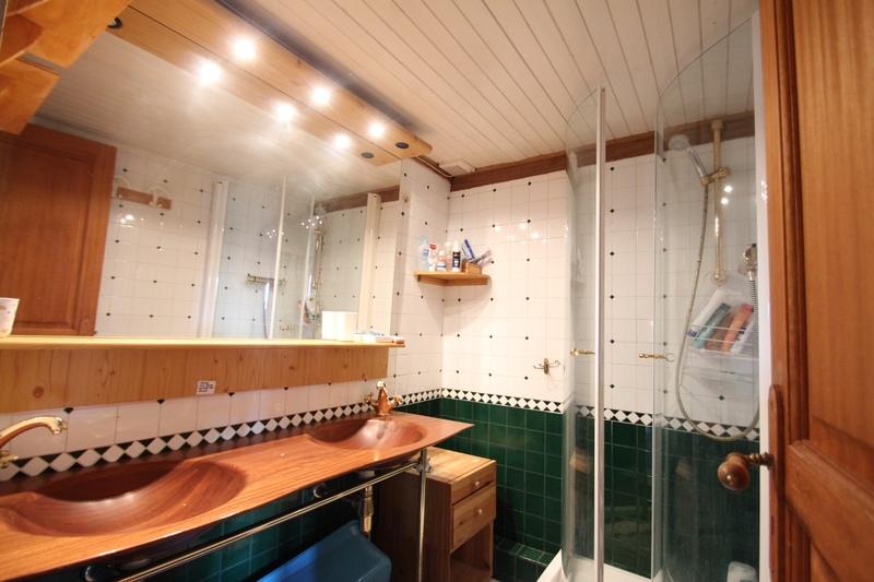 Châlet - 270 m² - 8 pièces