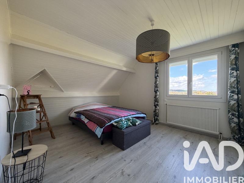 Maison - 135 m² - 6 pièces