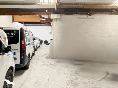 Local commercial - 320 m²