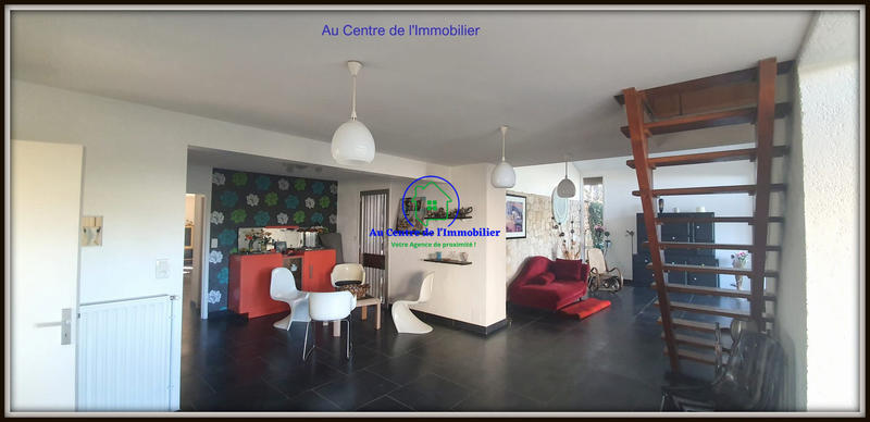 Maison - 344 m² - 11 pièces