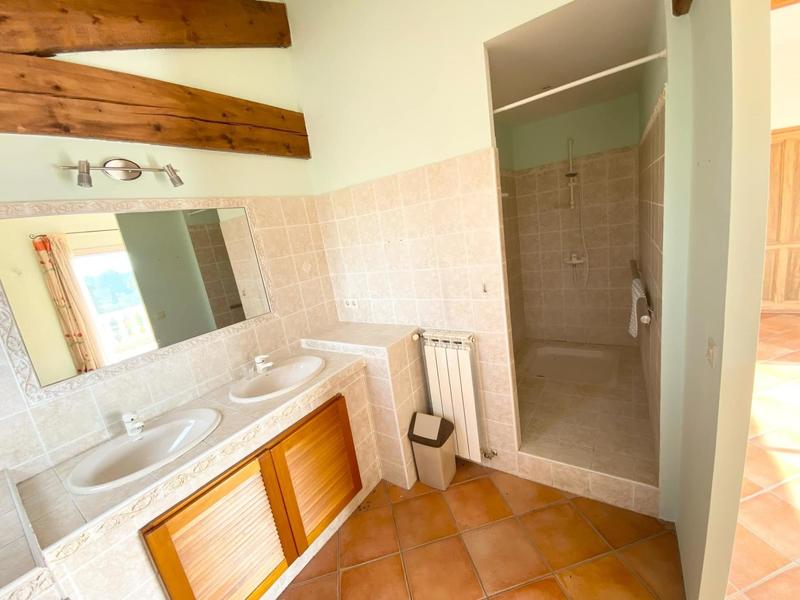 Maison - 192 m² - 6 pièces