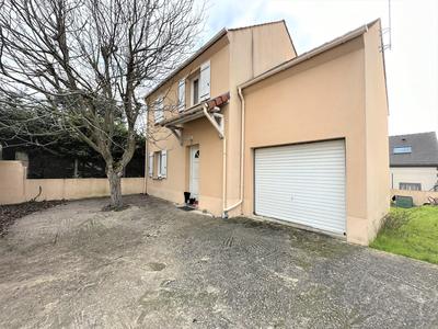 Maison - 86 m² - 5 pièces
