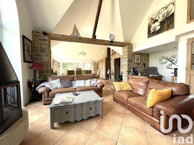 Maison - 387 m² - 15 pièces