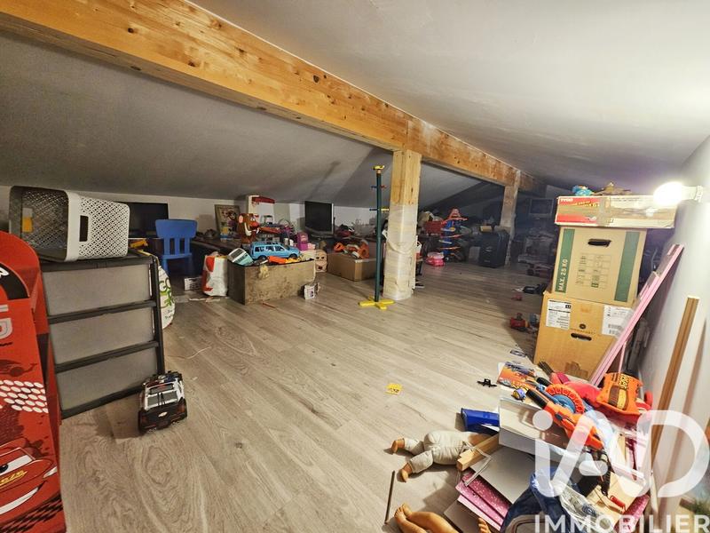 Maison - 143 m² - 6 pièces