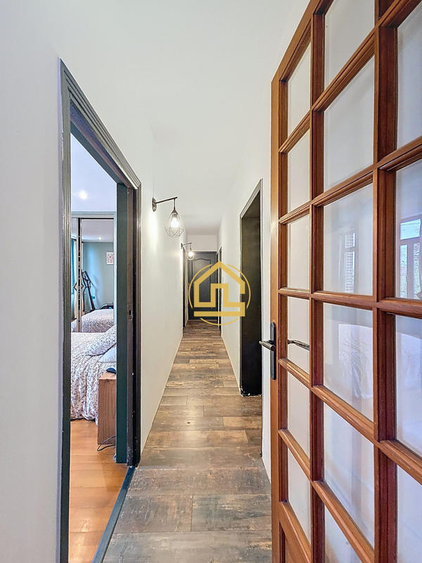 Maison ancienne - 241 m² - 9 pièces