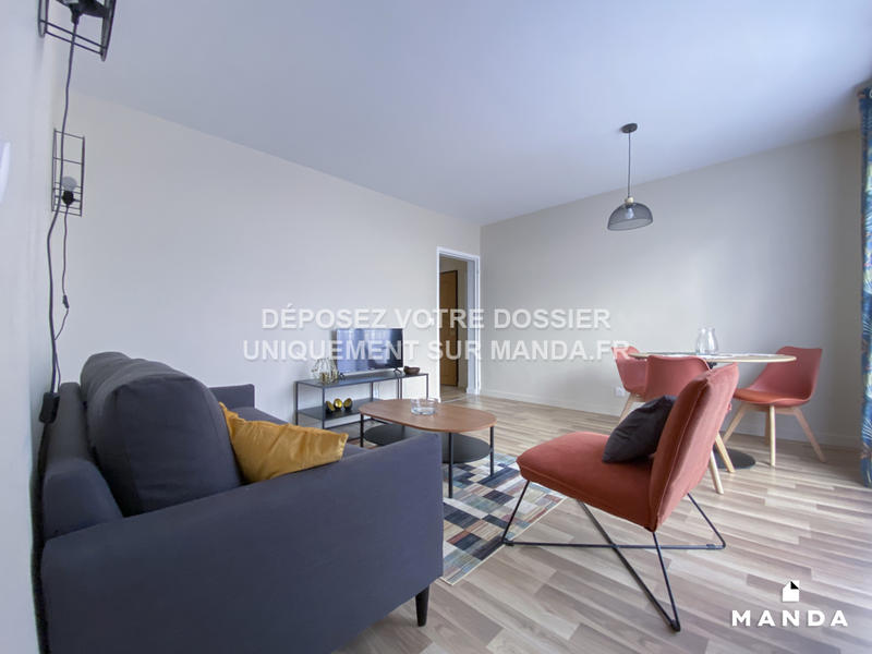 Chambre - 9 m² - 4 pièces