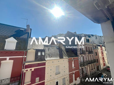 Maison - 75 m² - 5 pièces