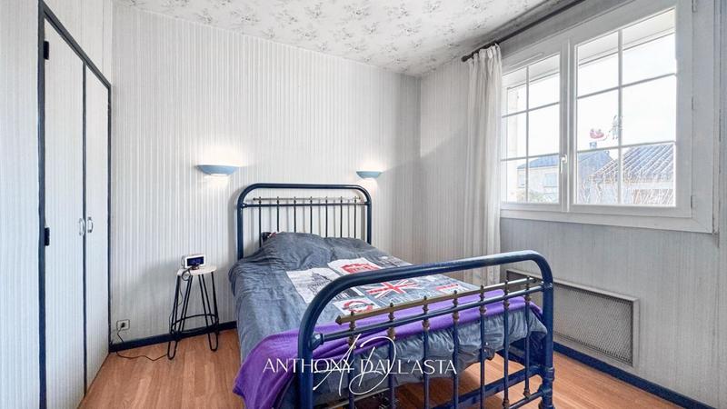 Maison - 180 m² - 4 pièces