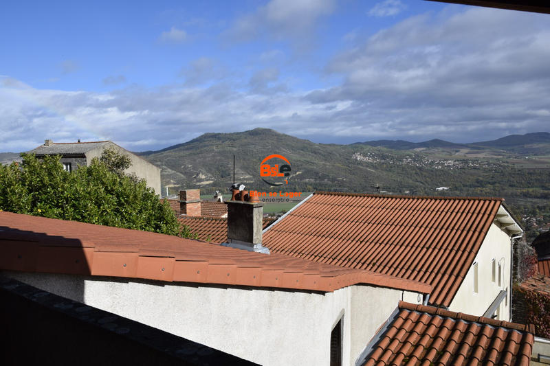 Maison - 102 m² - 4 pièces