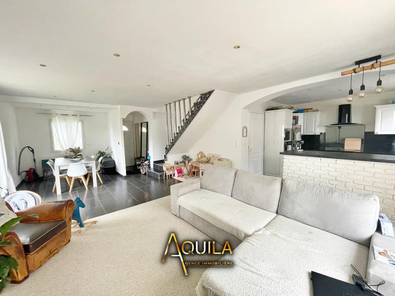 Villa - 104 m² - 4 pièces