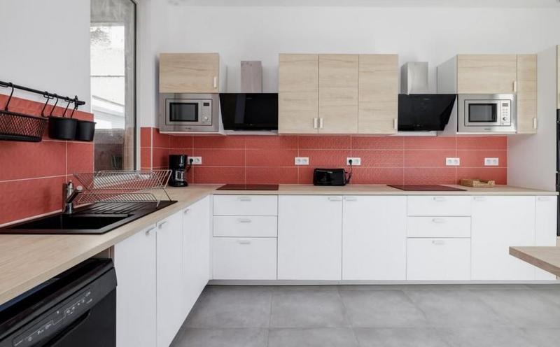 Maison - 350 m² - 15 pièces