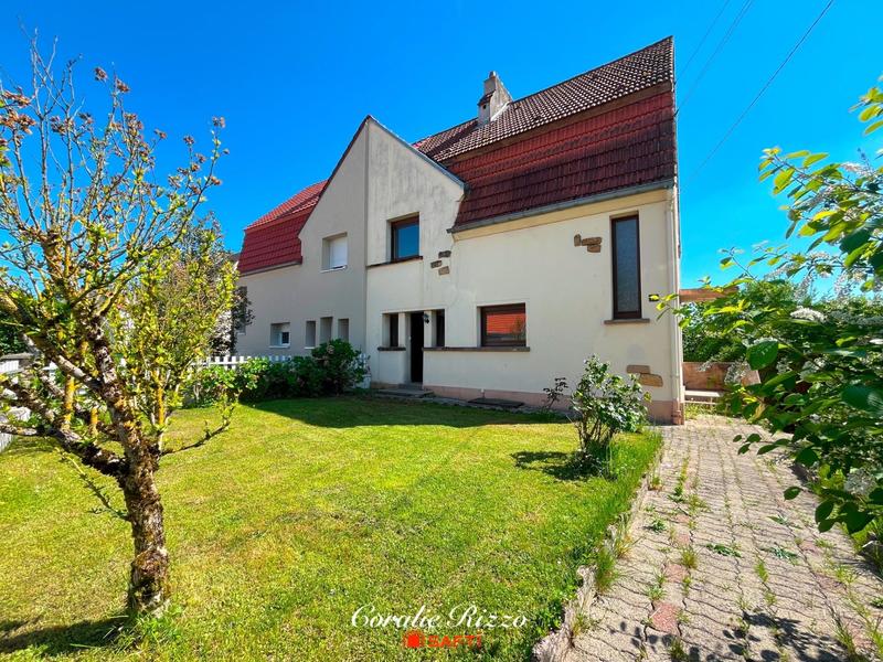 Maison - 105 m² - 5 pièces