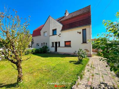 Maison - 105 m² - 5 pièces