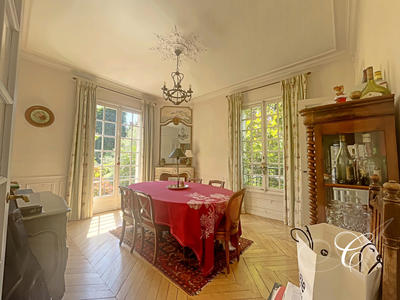 Villa - 183 m² - 6 pièces