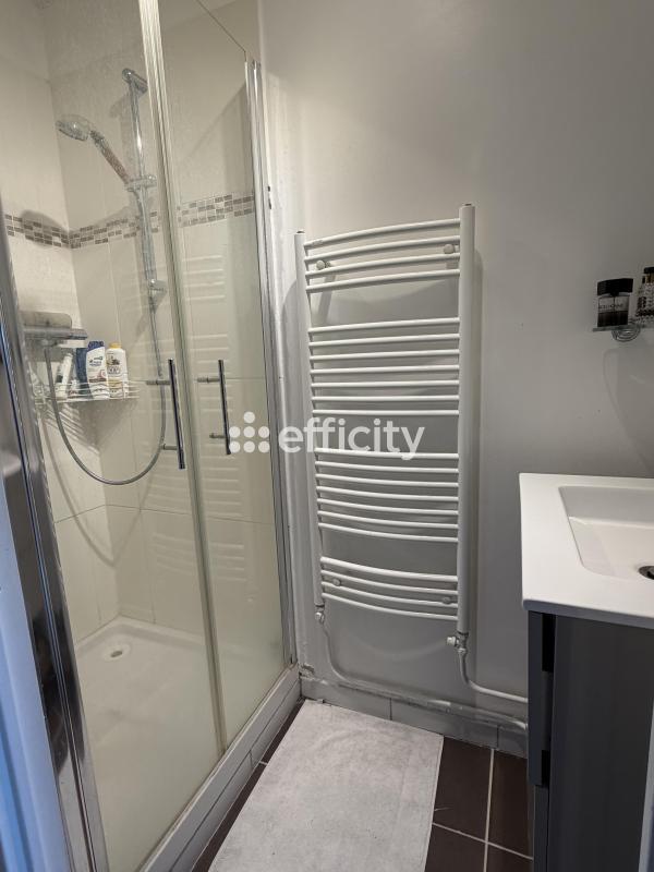 Appartement ancien - 74 m² - 4 pièces