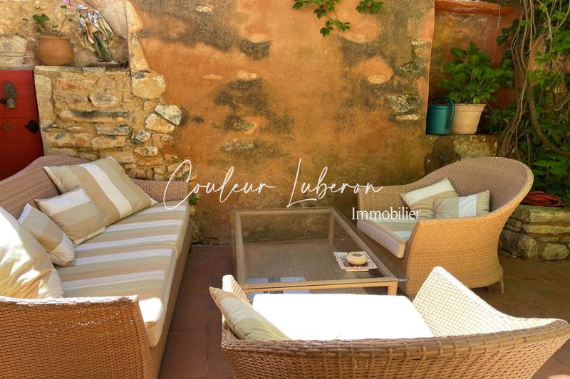 Maison de village - 239 m² - 8 pièces