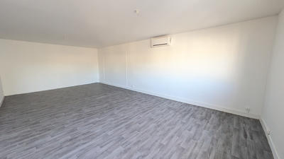 Appartement - 93 m² - 3 pièces