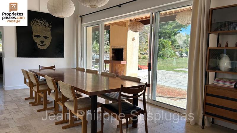 Villa - 298 m² - 7 pièces