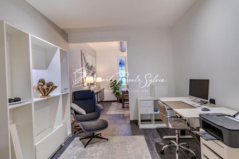 Maison - 144 m² - 7 pièces