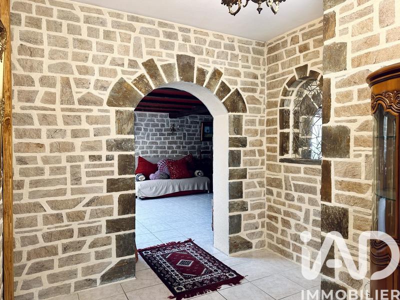 Maison - 170 m² - 7 pièces