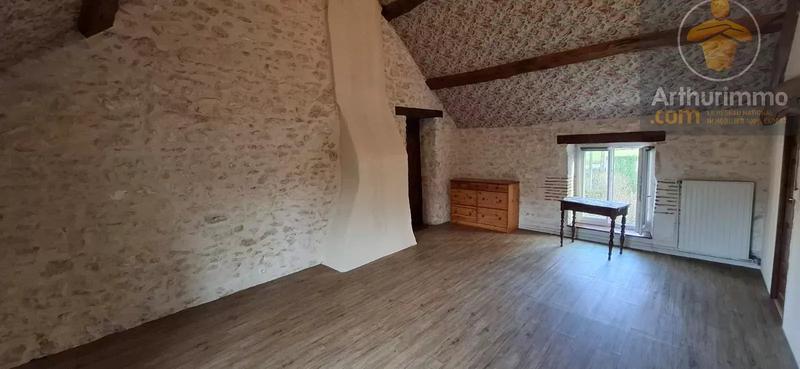 Maison - 273 m² - 8 pièces